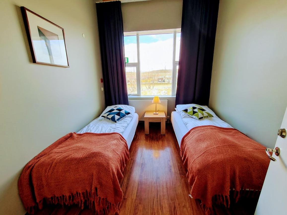 Hlin Guesthouse Varmahlid  Bagian luar foto